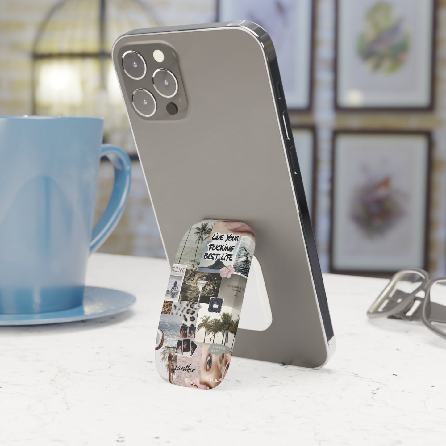 Cali Dreamin’ Phone Click-On Grip.