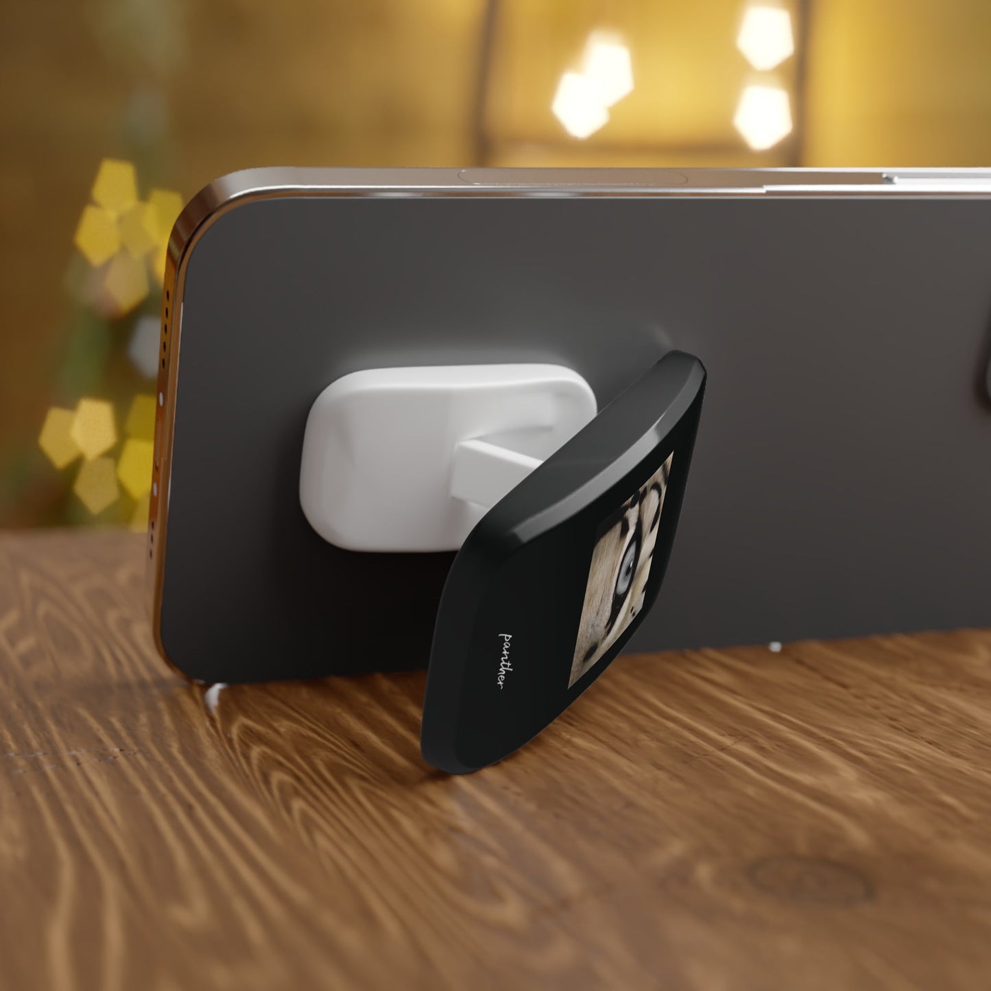 Leo V3 Phone Click-On Grip.